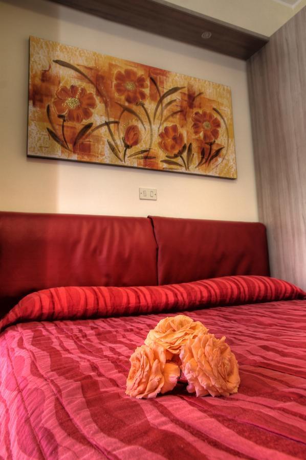 Residence Bellevue Apartments ปิเอตราลิกูเร ภายนอก รูปภาพ